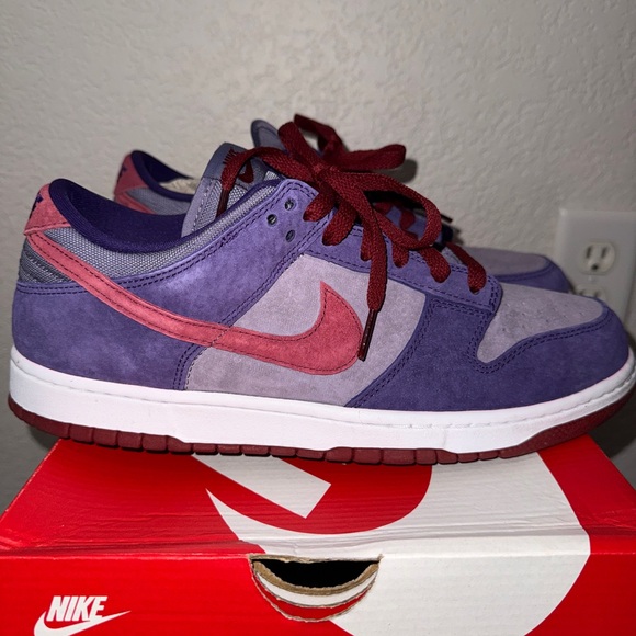 Nike Dunk Low Dark Plum Sneakers - Picture 3 of 8